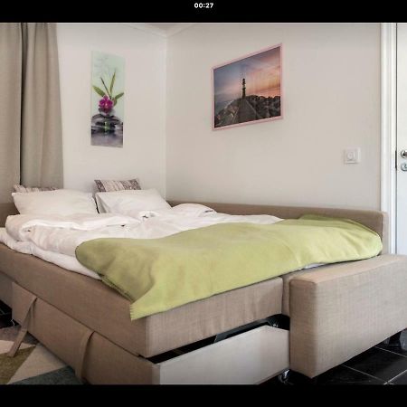 Lagenhet I Villa Pa Fornudden Tyreso 외부 사진