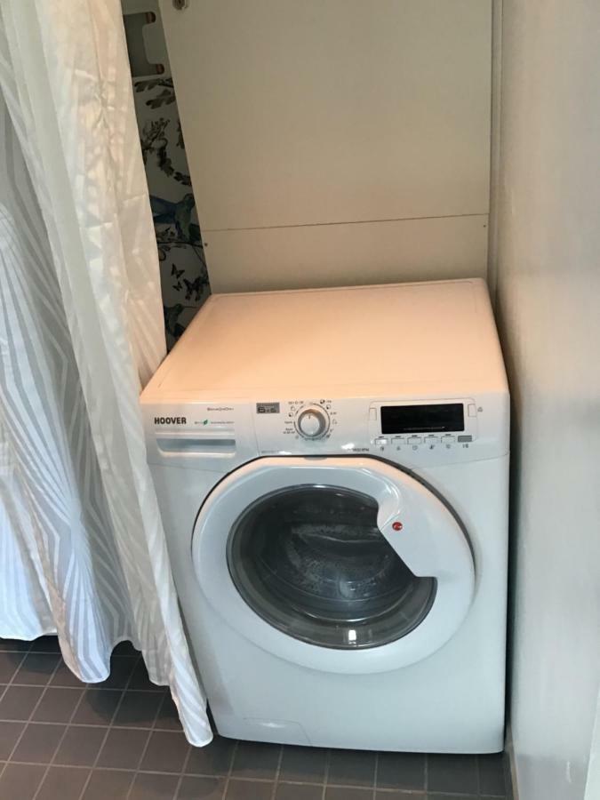 Lagenhet I Villa Pa Fornudden Tyreso 외부 사진