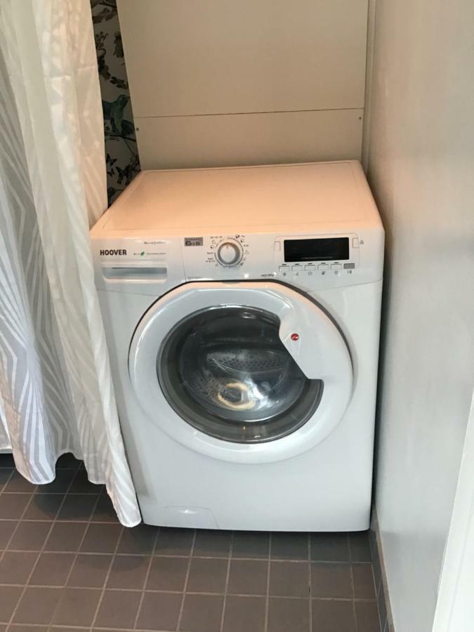Lagenhet I Villa Pa Fornudden Tyreso 외부 사진