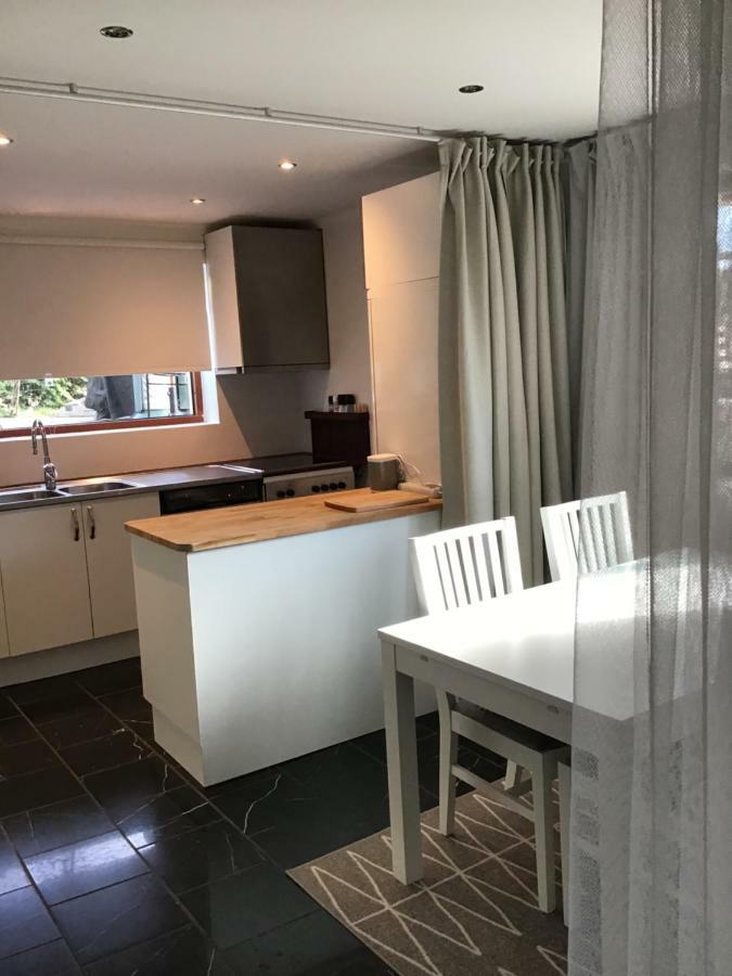 Lagenhet I Villa Pa Fornudden Tyreso 외부 사진